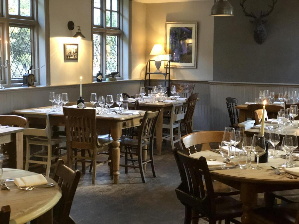 The Roebuck Inn Shedfield Екстериор снимка