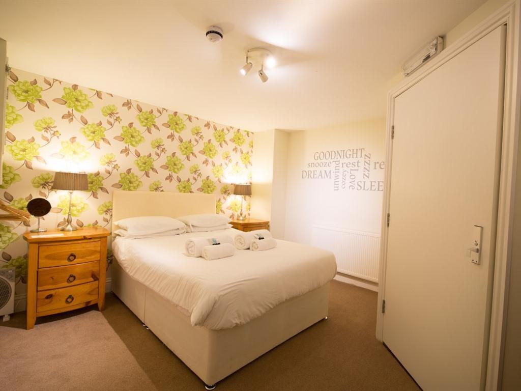 The Roebuck Inn Shedfield Екстериор снимка
